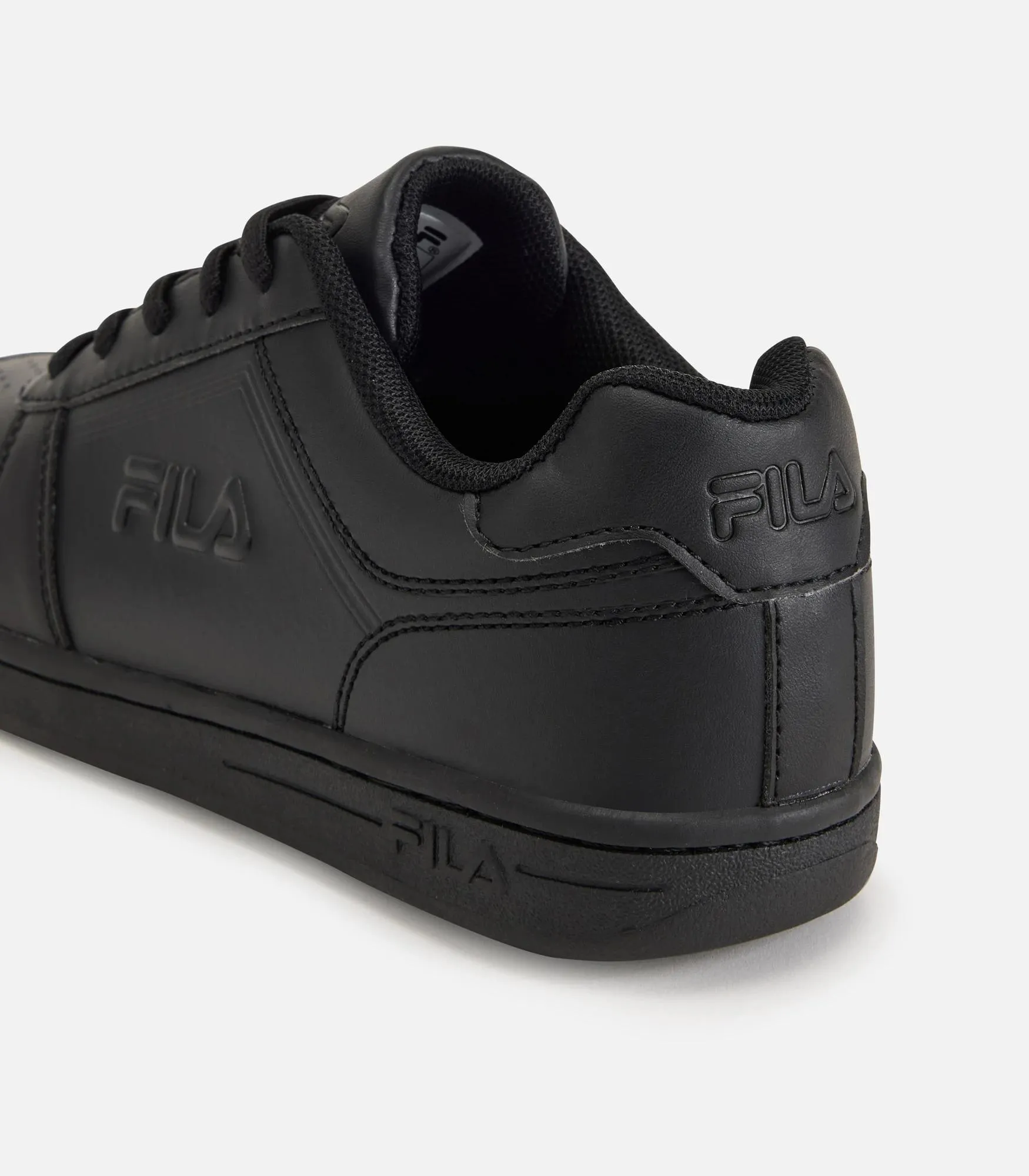 popular  Fila Boys Youth Sneaker - Pienza - Black