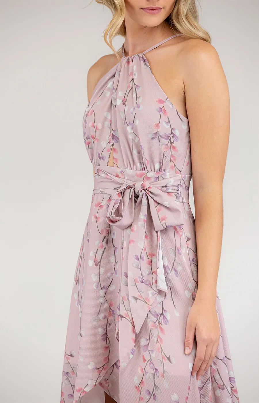 Printed Halter Neckline Dress with Waterfall Hem (SDR695A)