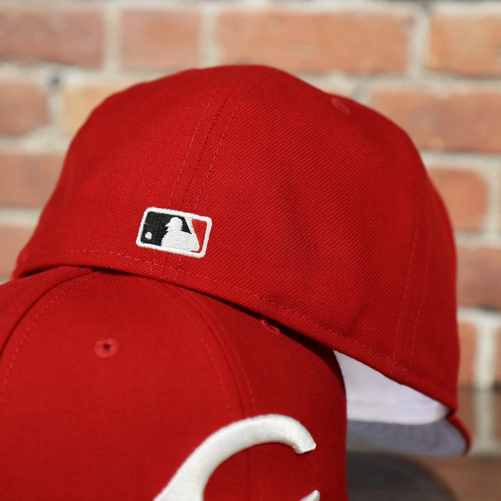 Reds On-Field Grey Bottom Fitted Cap | Cincinnati Reds 1990 Game Worn World Series Side Patch Gray Under Brim 59Fifty Fitted Hat