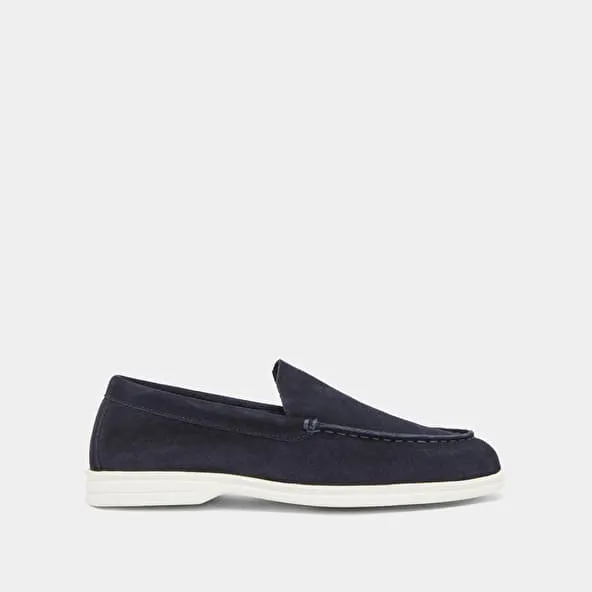 Round-toe loafers in marine suede