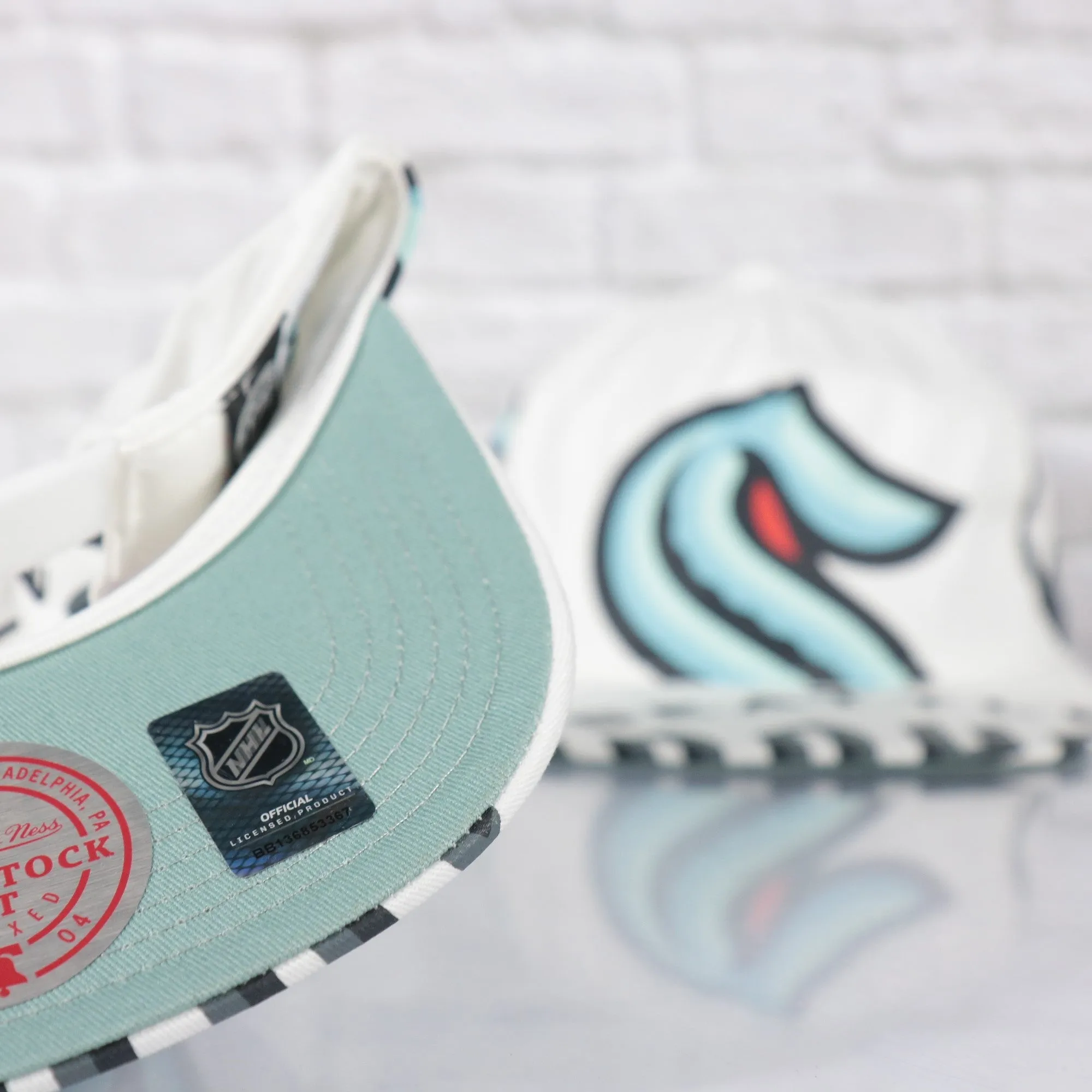 Seattle Kraken NHL In Your Face Deadstock Teal bottom | White Snapback Hat