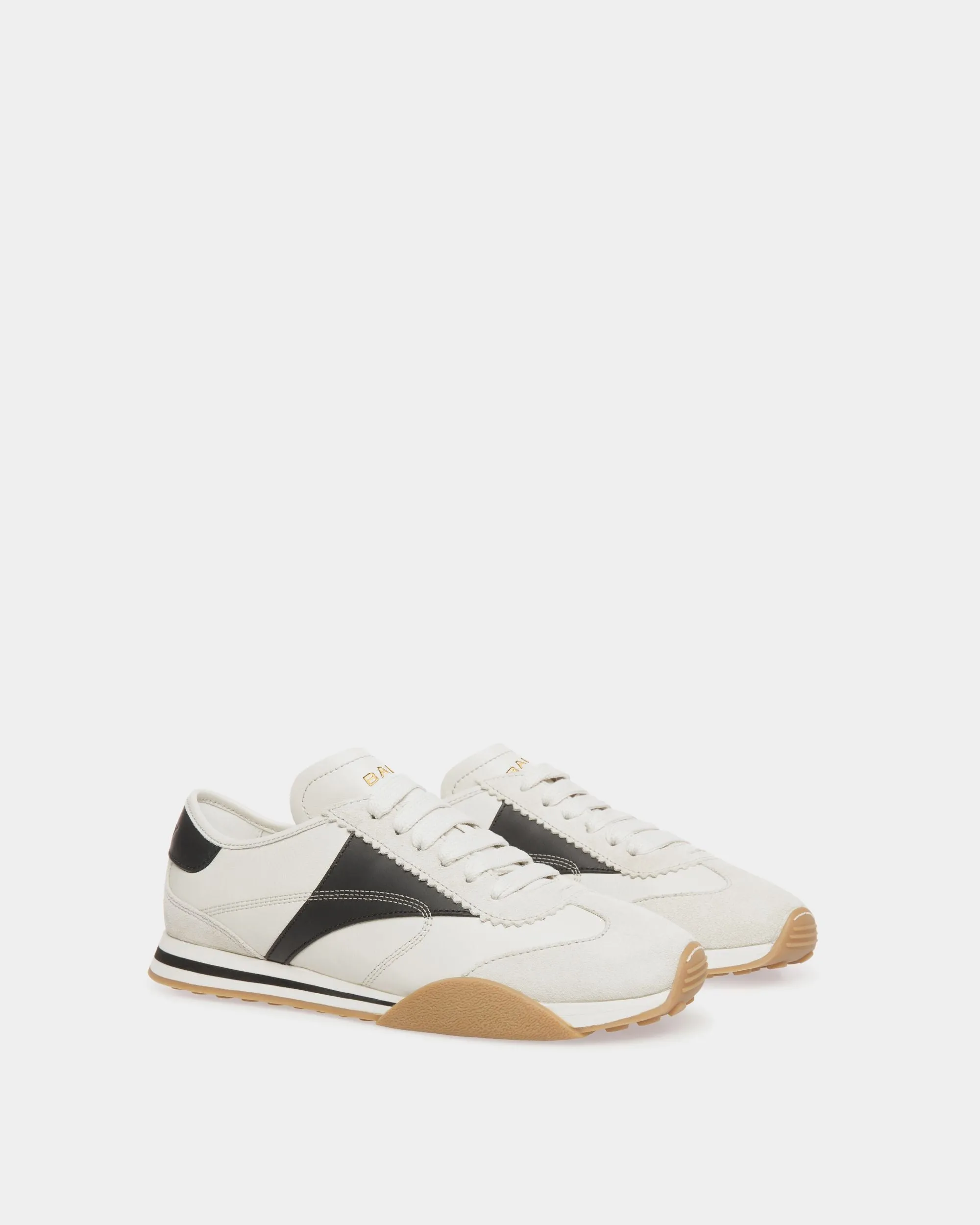 Sussex Sneaker In Dusty White And Black Leather 