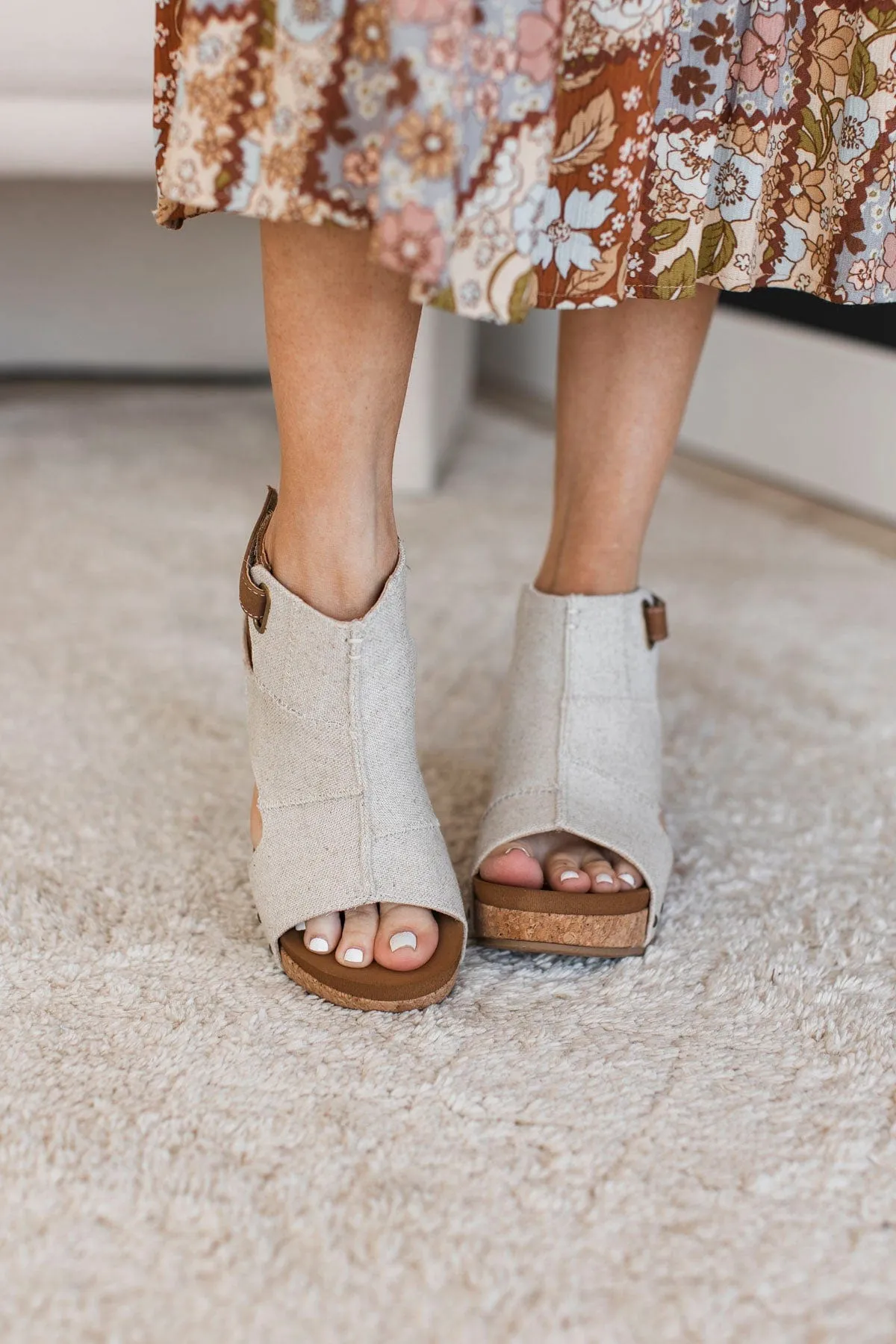 Very G LaLa Wedge Sandals- Natural